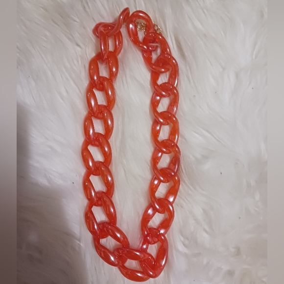 Women clear Orange plastic chains necklace - Picture 2 of 4